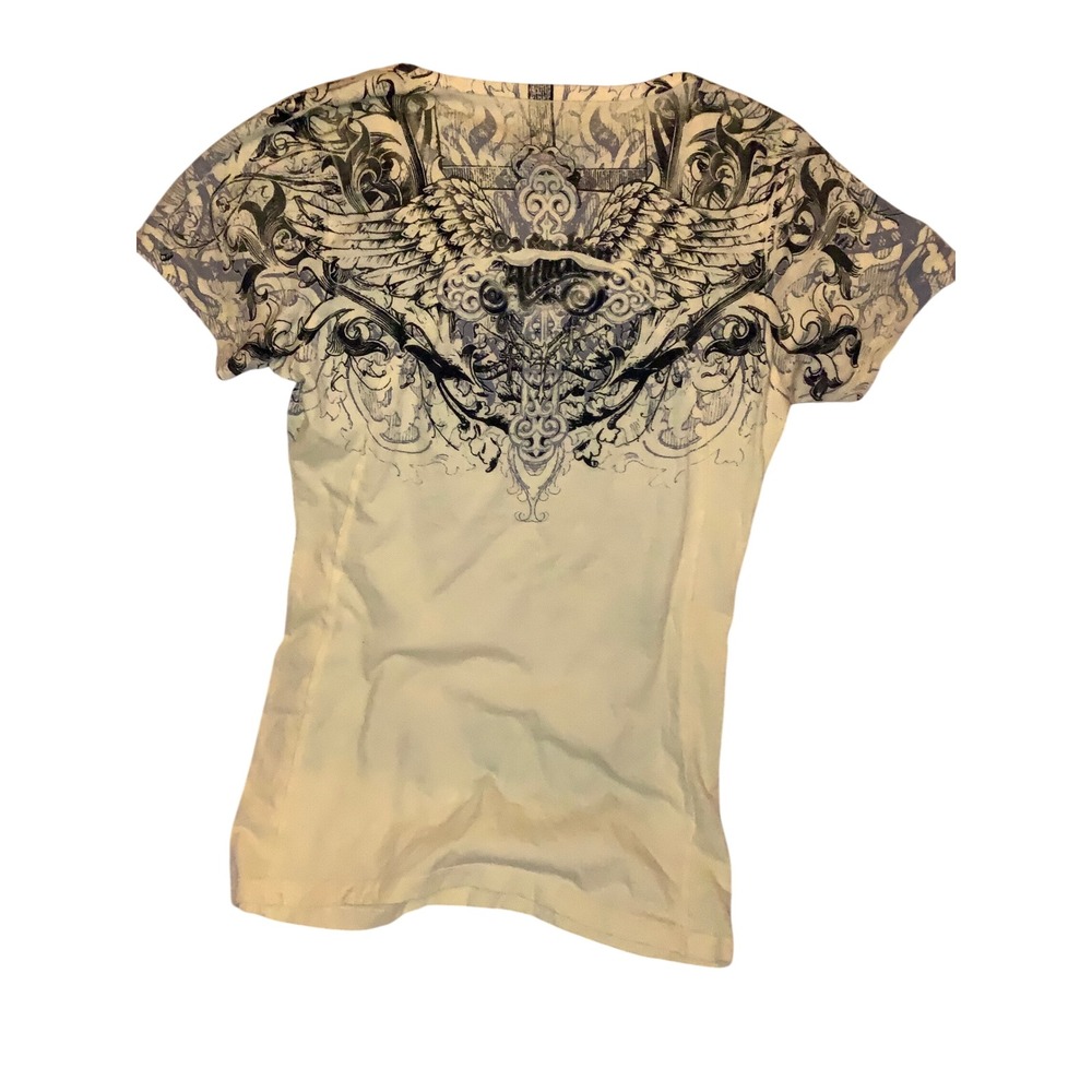 Vintage Y2K Graphic Wing Scroll Print Tee Pale Short Sleeve Scoop Neck Top